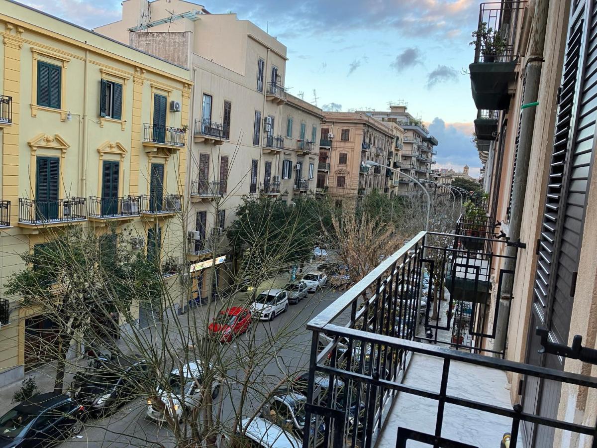 Ferienwohnung A Casa Da Carlo Palermo Exterior foto